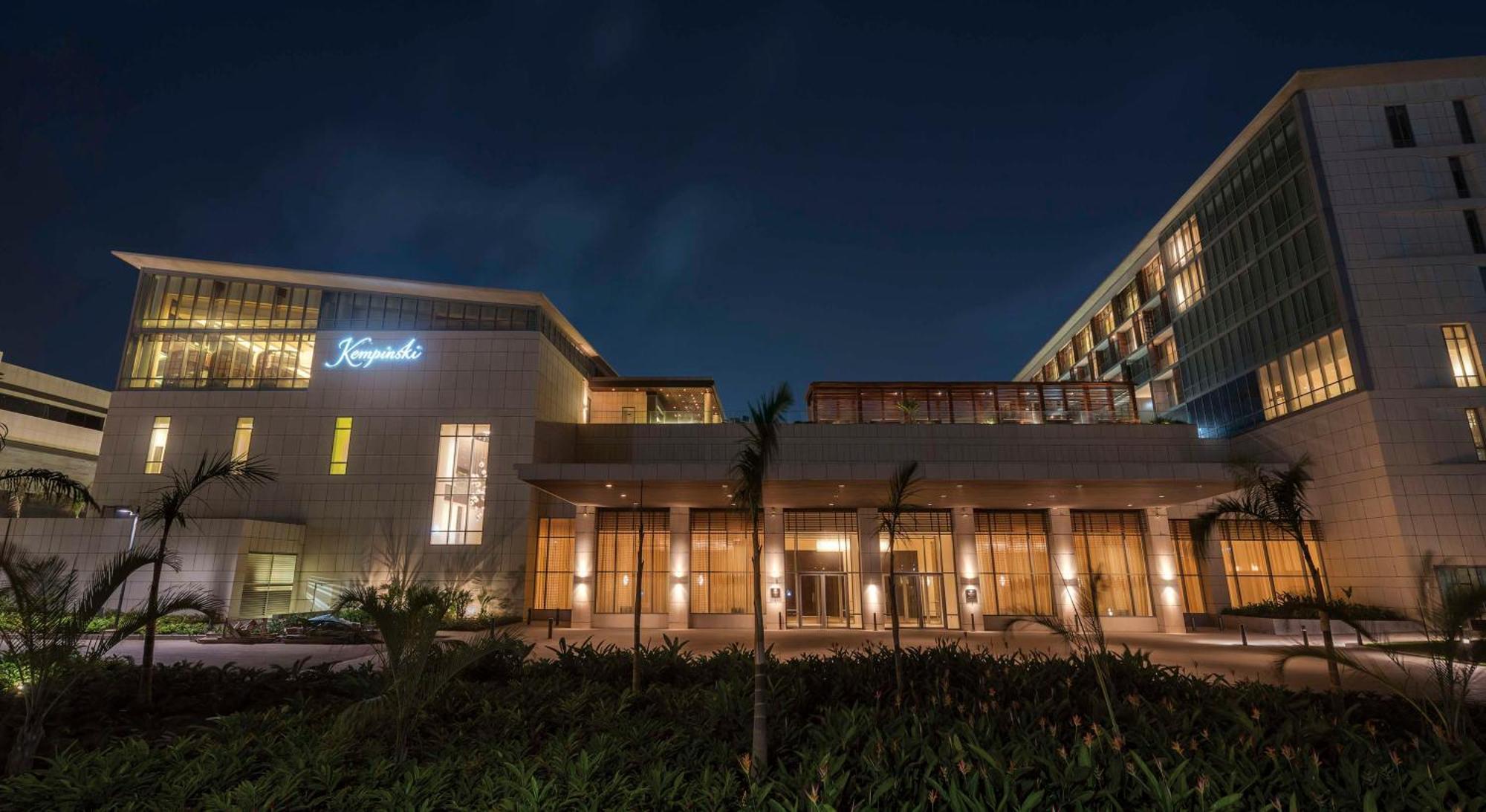 Kempinski Hotel Gold Coast City Accra Exterior photo