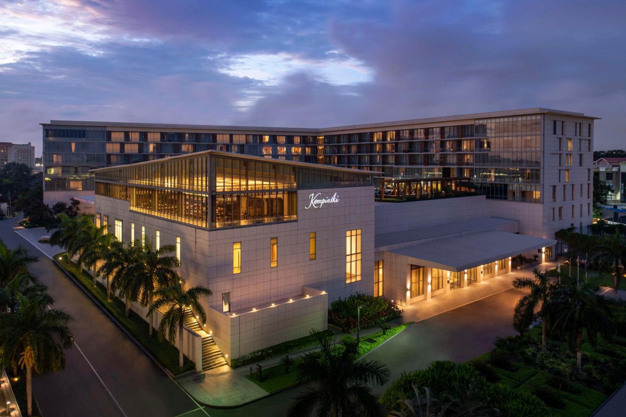 Kempinski Hotel Gold Coast City Accra Exterior photo