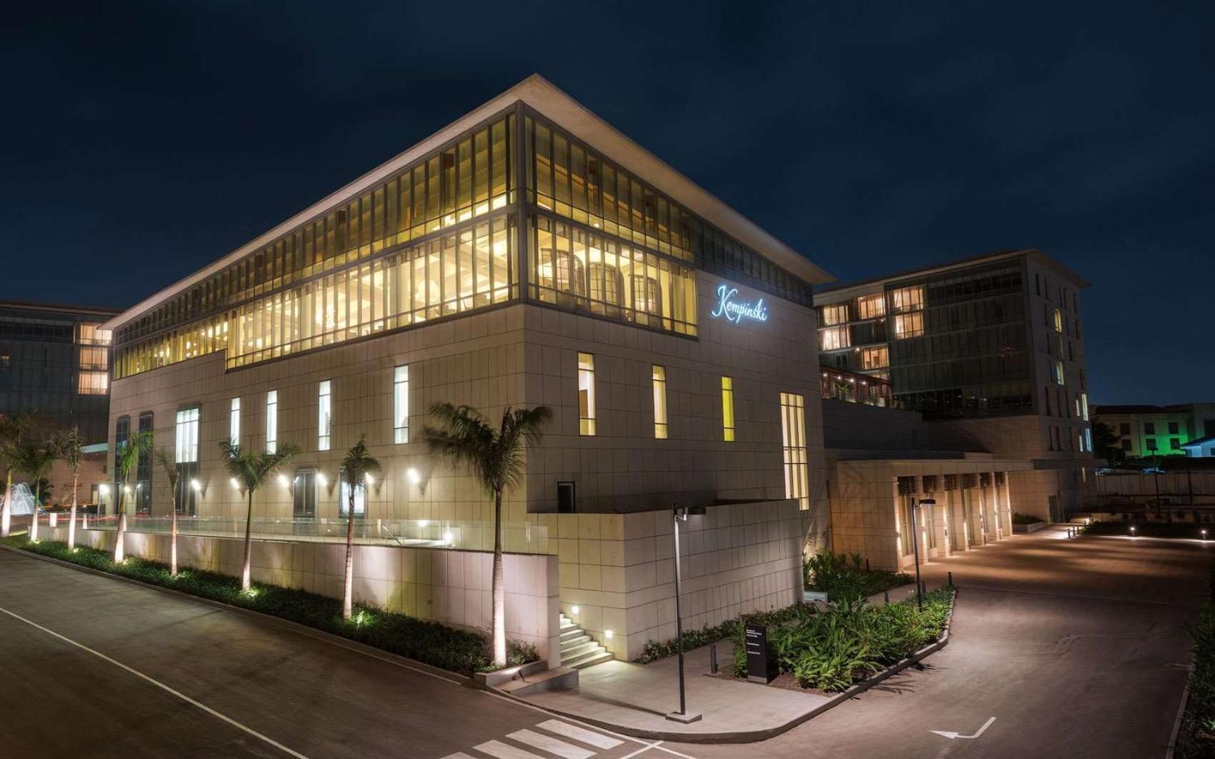 Kempinski Hotel Gold Coast City Accra Exterior photo